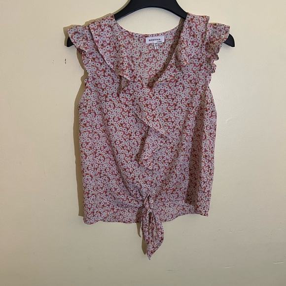 Monteau Red Sleeveless Ruffled Blouse - Picture 1 of 6